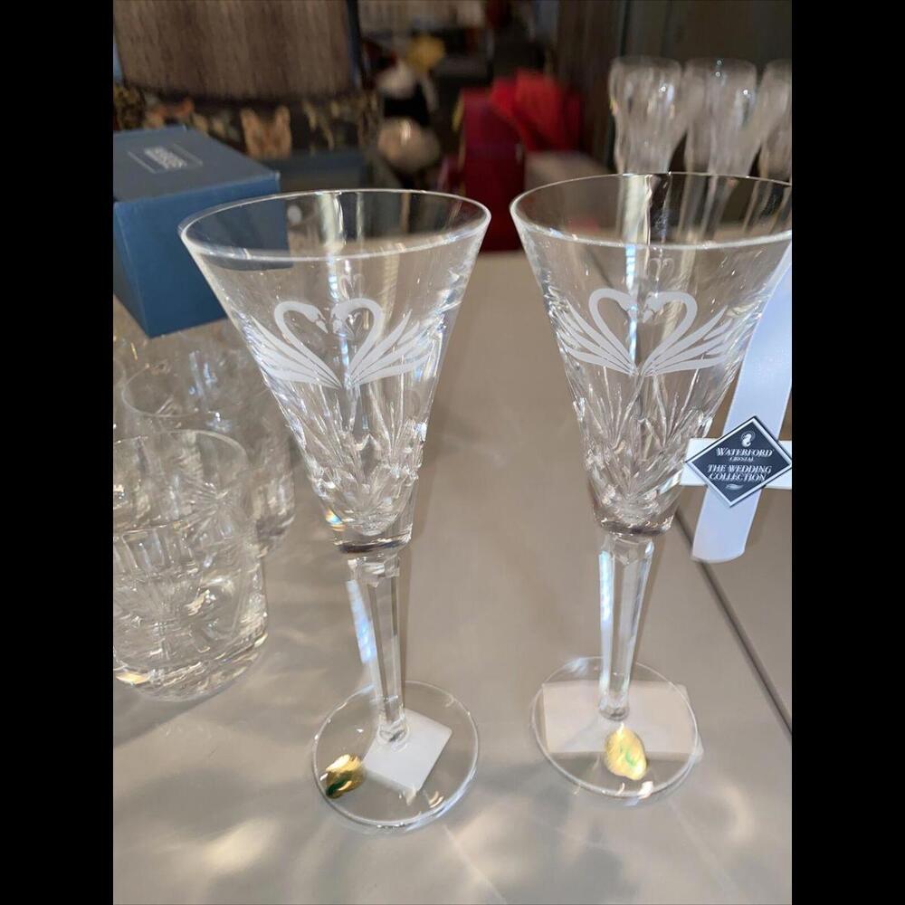 🔮NWOB Waterford Crystal "Wedding Collection" Champagne Toasting Flutes Swans